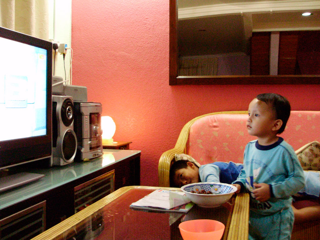 kids watching tv/jerine lay